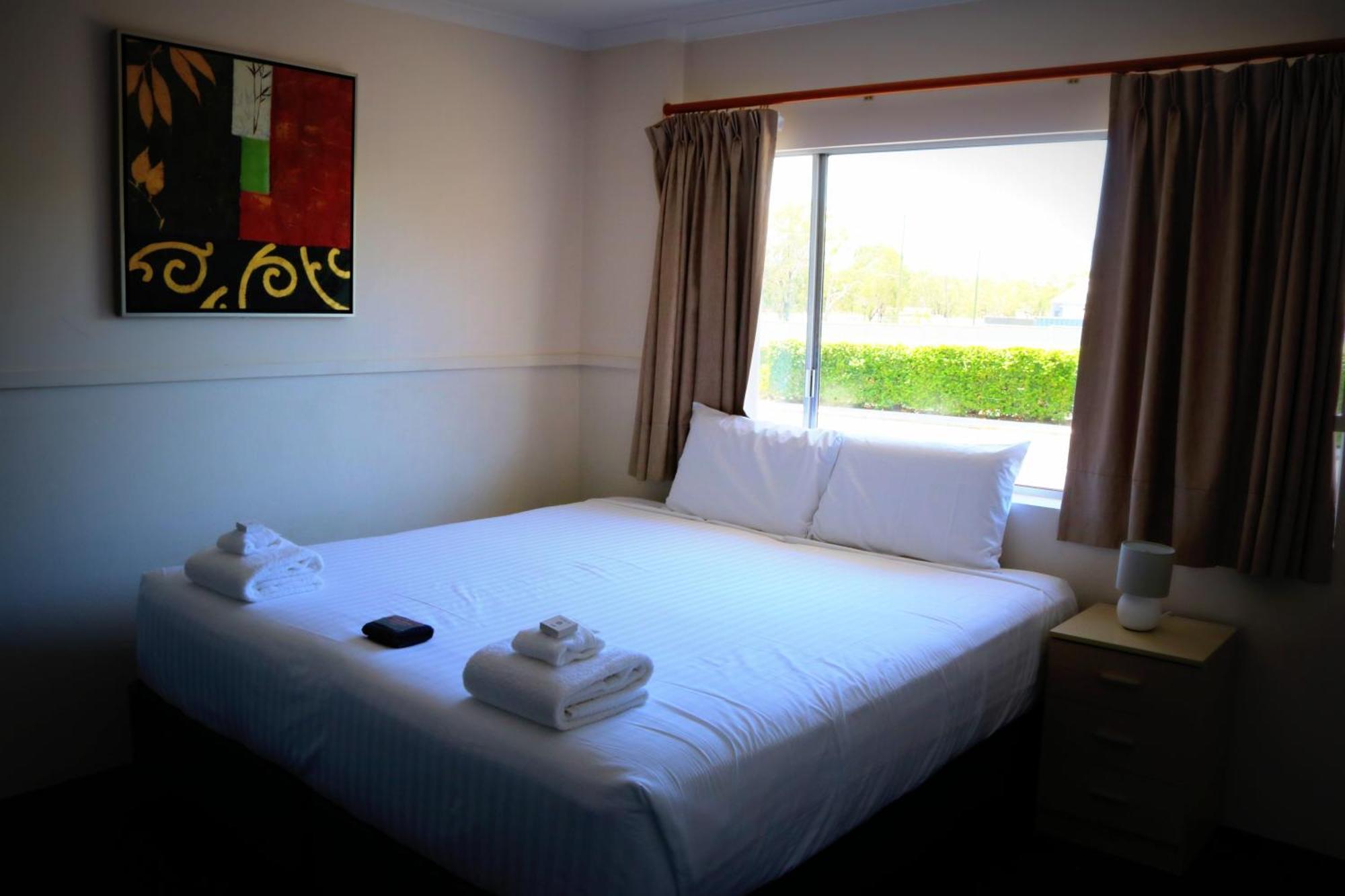 The Commercial Hotel Motel Chinchilla Esterno foto